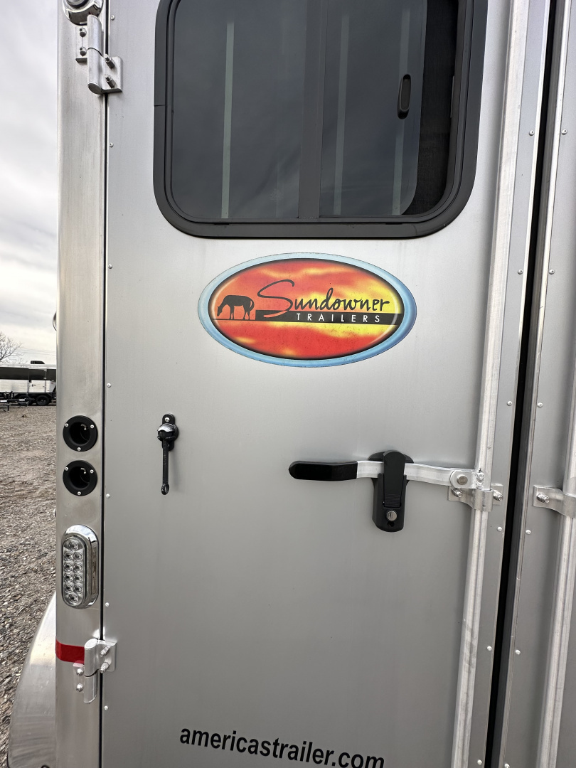 Trailer Photo 14