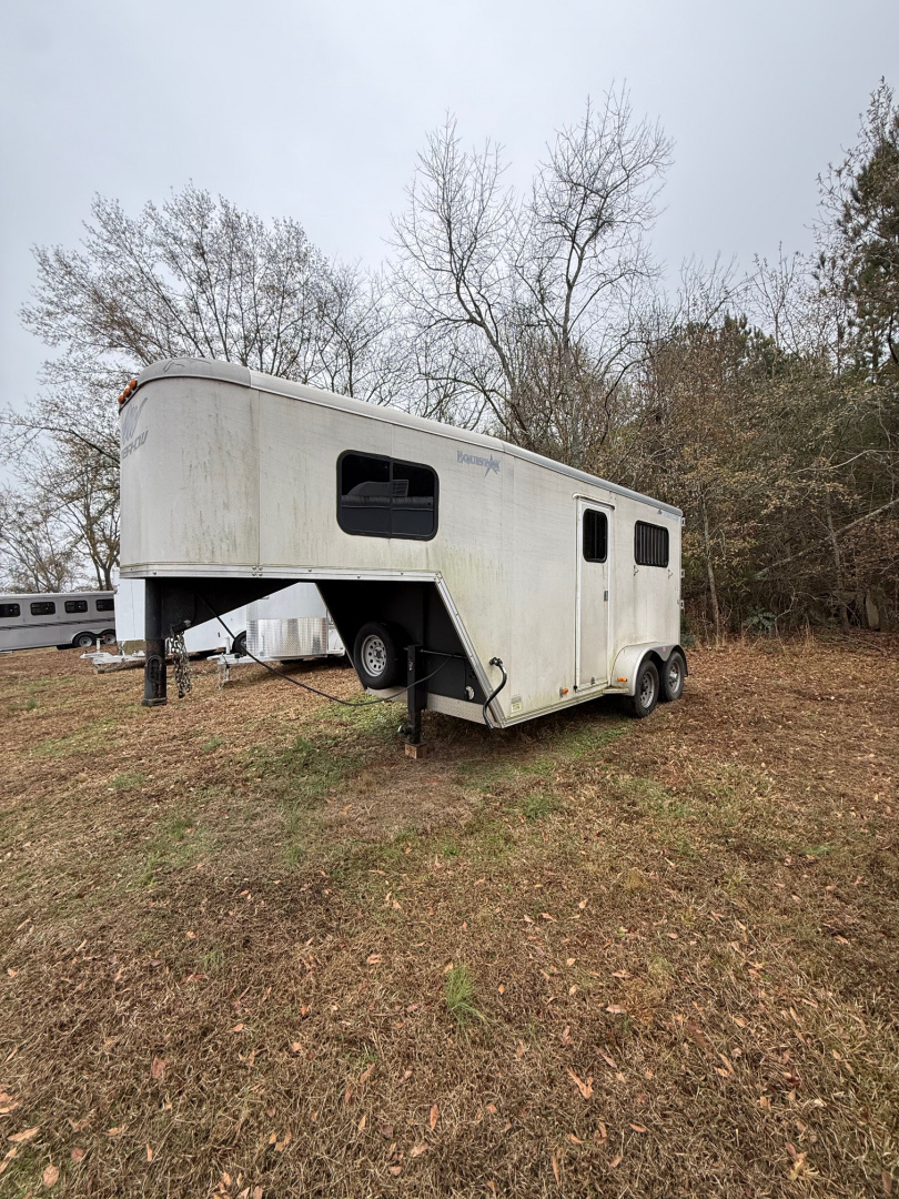 Trailer Photo 2