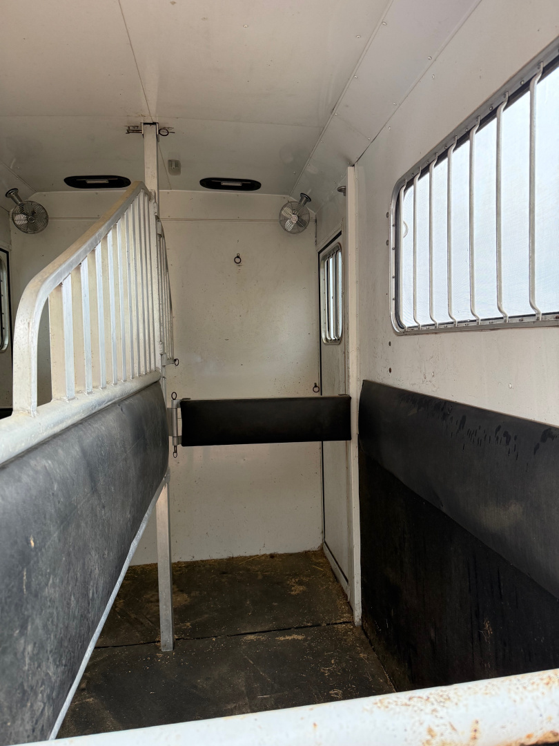 Trailer Photo 6