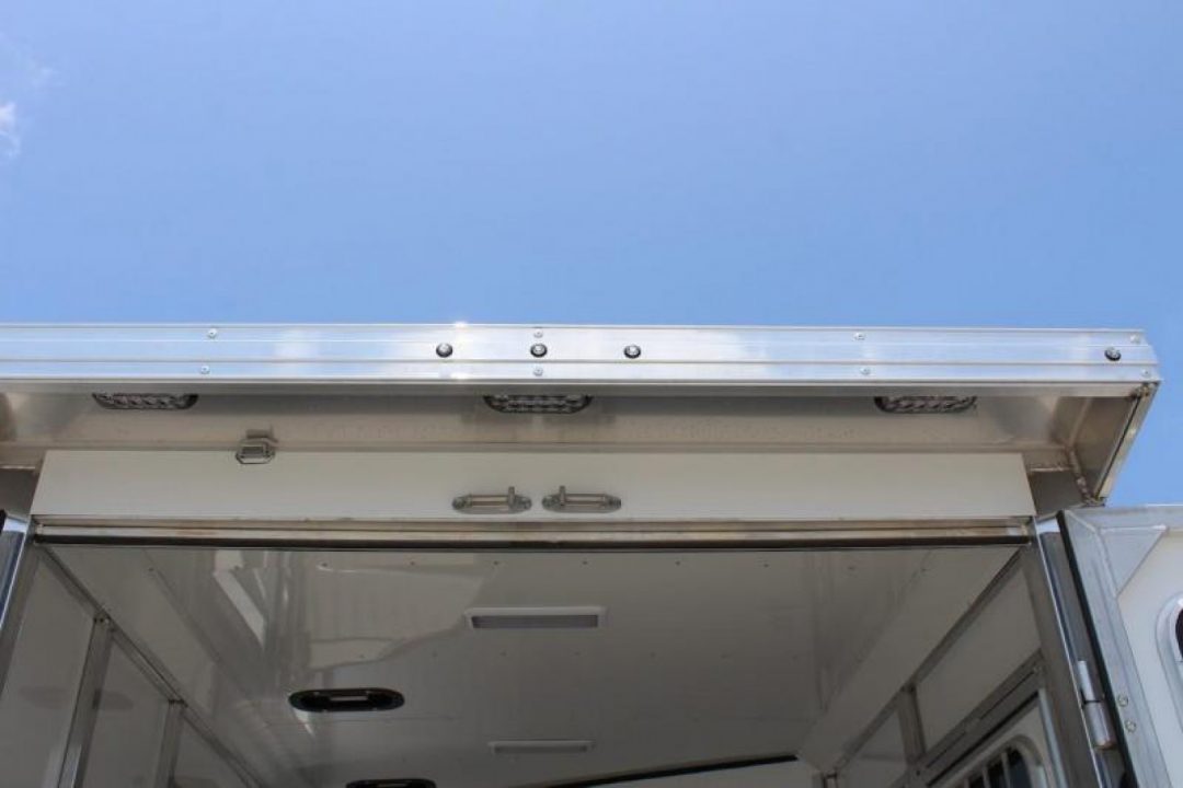 Trailer Photo 10