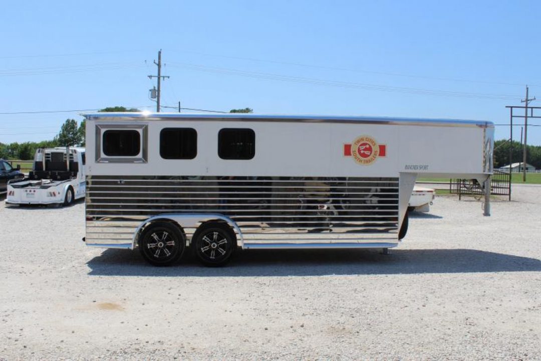 Trailer Photo 2