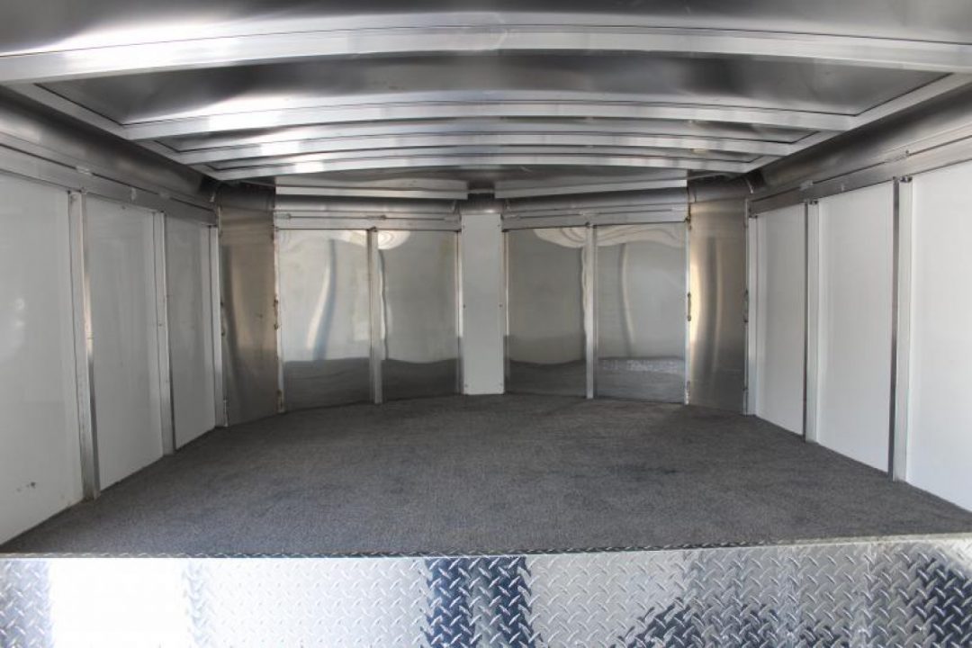 Trailer Photo 13
