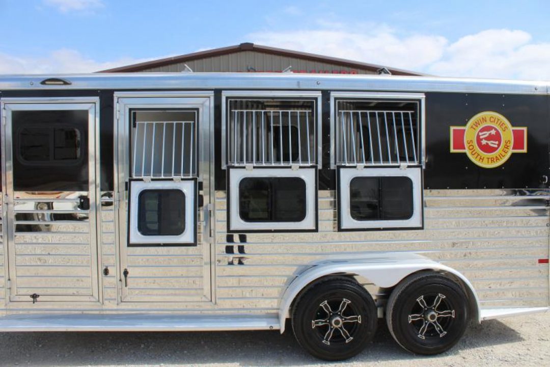 Trailer Photo 2