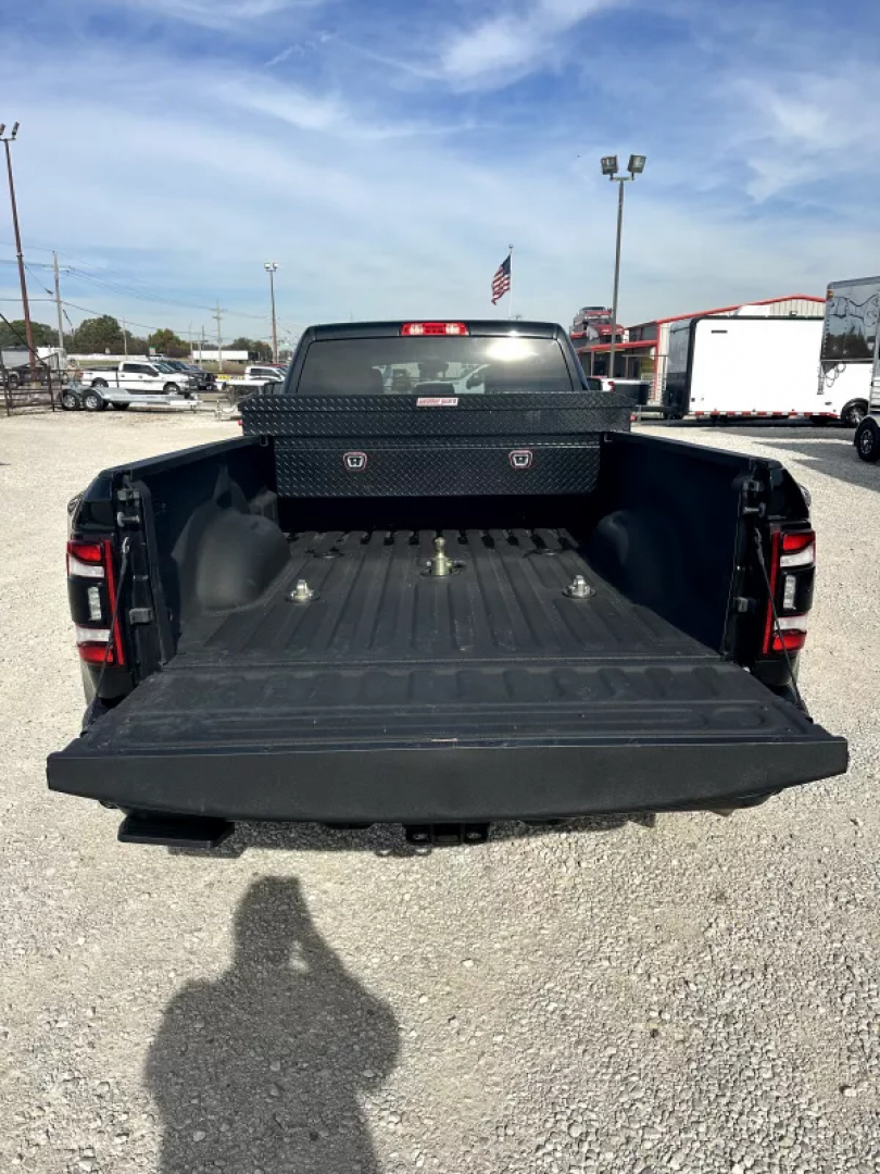 Truck Photo 4