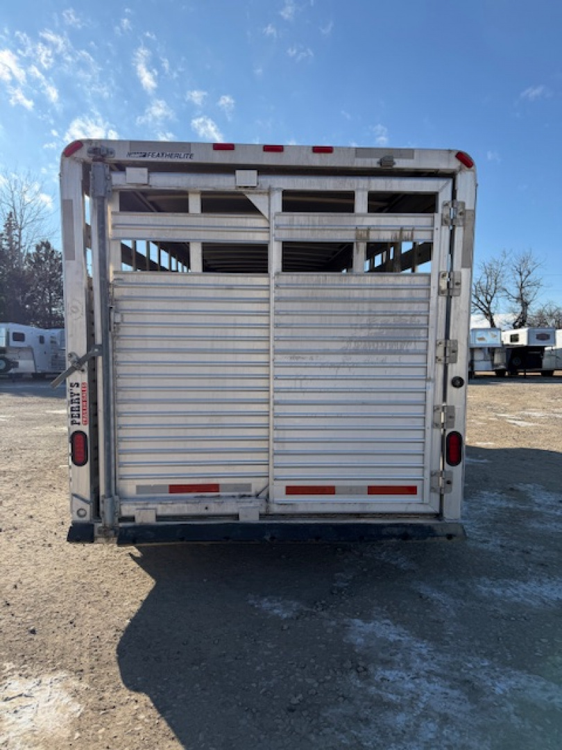 Trailer Photo 4
