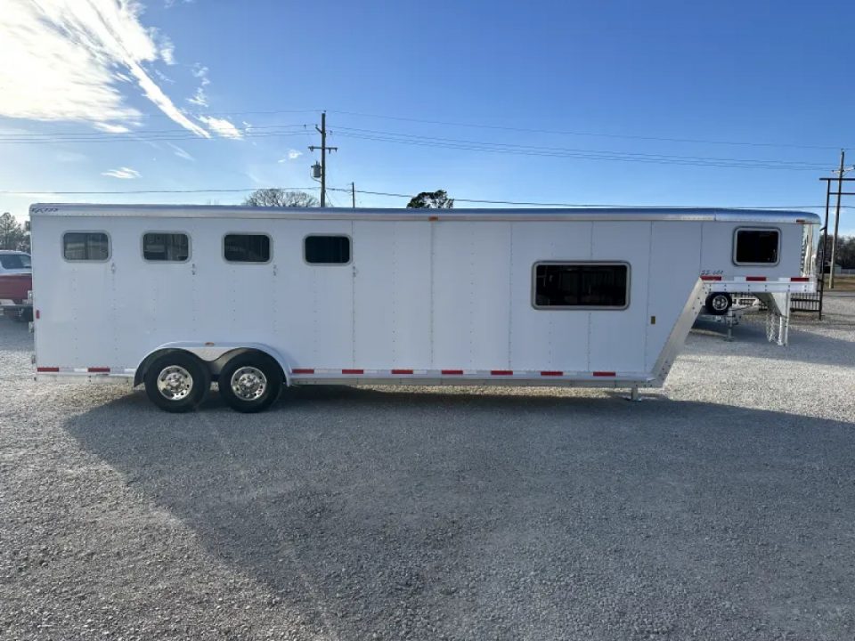 Trailer Photo 4