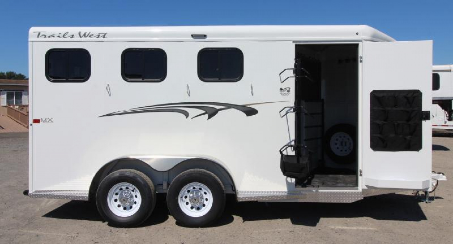2025 3 horse Trails West 2025 Trails West Adventure MX II 3 Horse Trailer-P